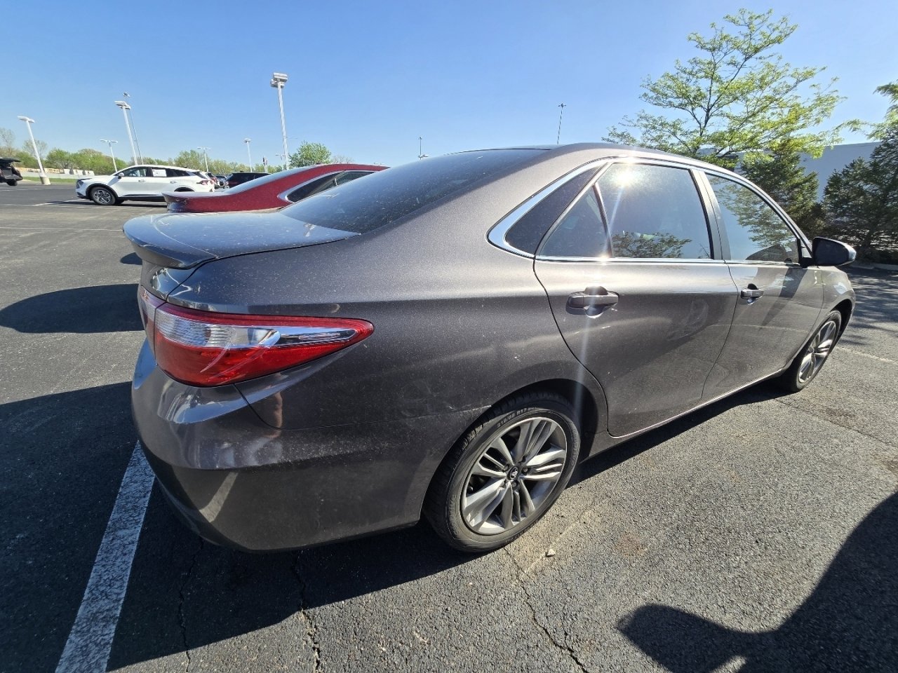 Used 2016 Toyota Camry SE image 8