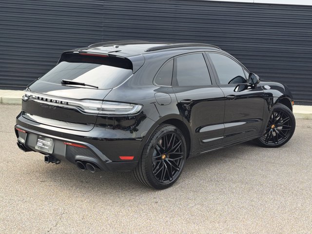 Certified 2023 Porsche Macan GTS image 7