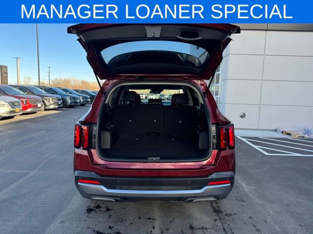 New 2025 Kia Sorento S image 9