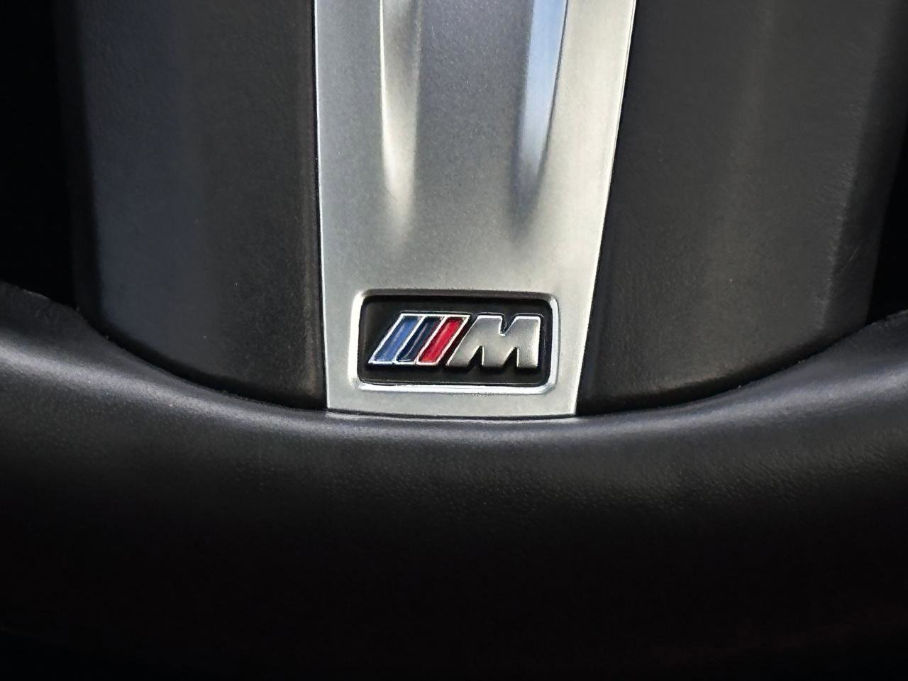 Used 2022 BMW 330i Sedan w/ M Sport Package image 10