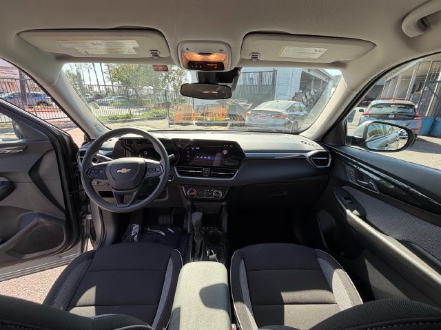 Used 2026 Chevrolet TrailBlazer LT FWD image 31