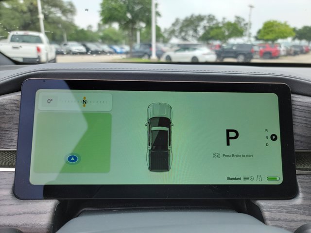 Used 2025 Rivian R1T Adventure AWD/4WD image 18