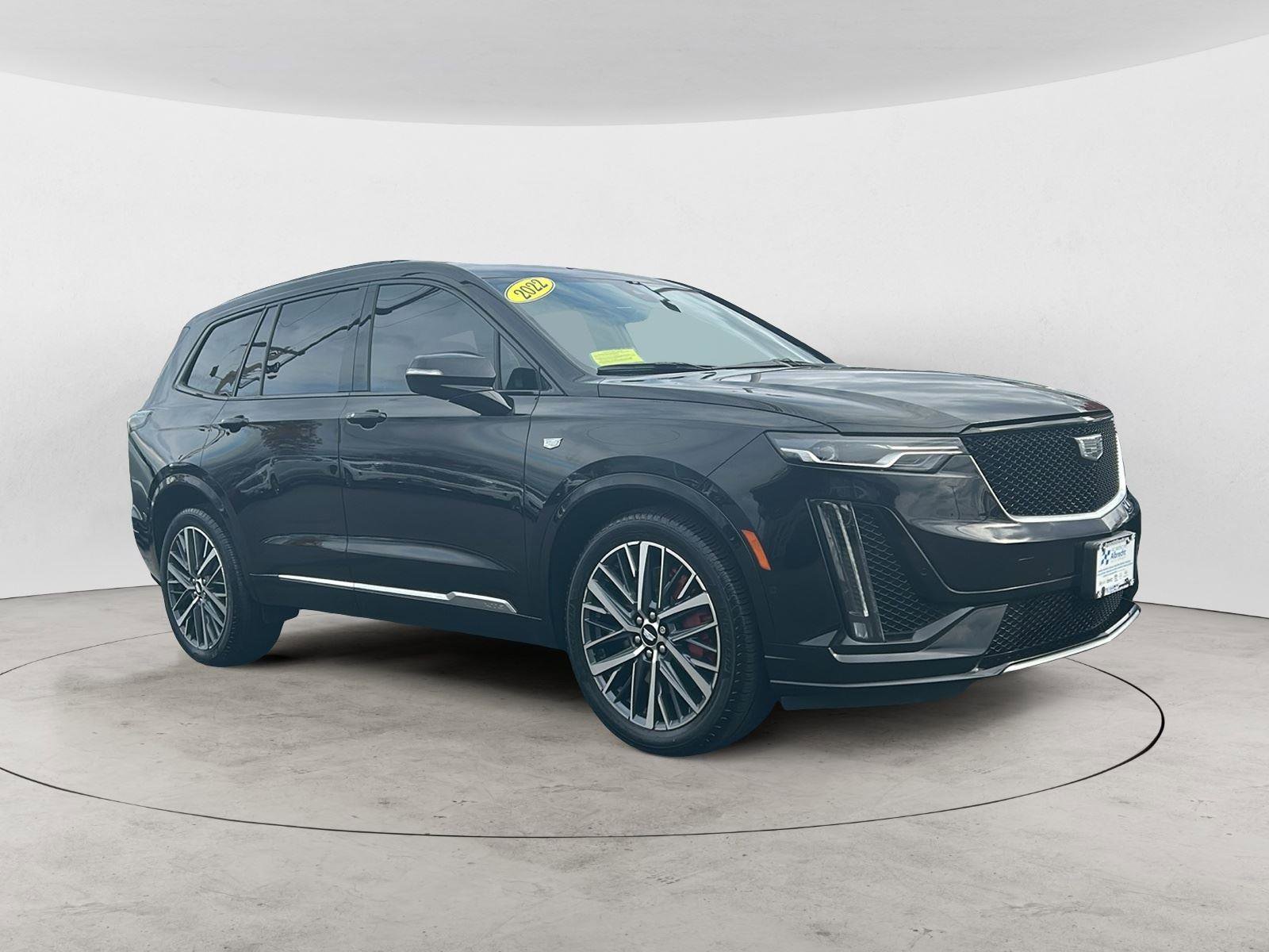 Used 2022 Cadillac XT6 Sport w/ Technology Package