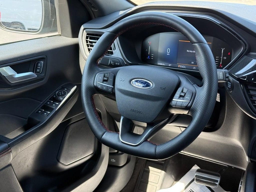 Used 2024 Ford Escape ST-Line AWD/4WD image 11