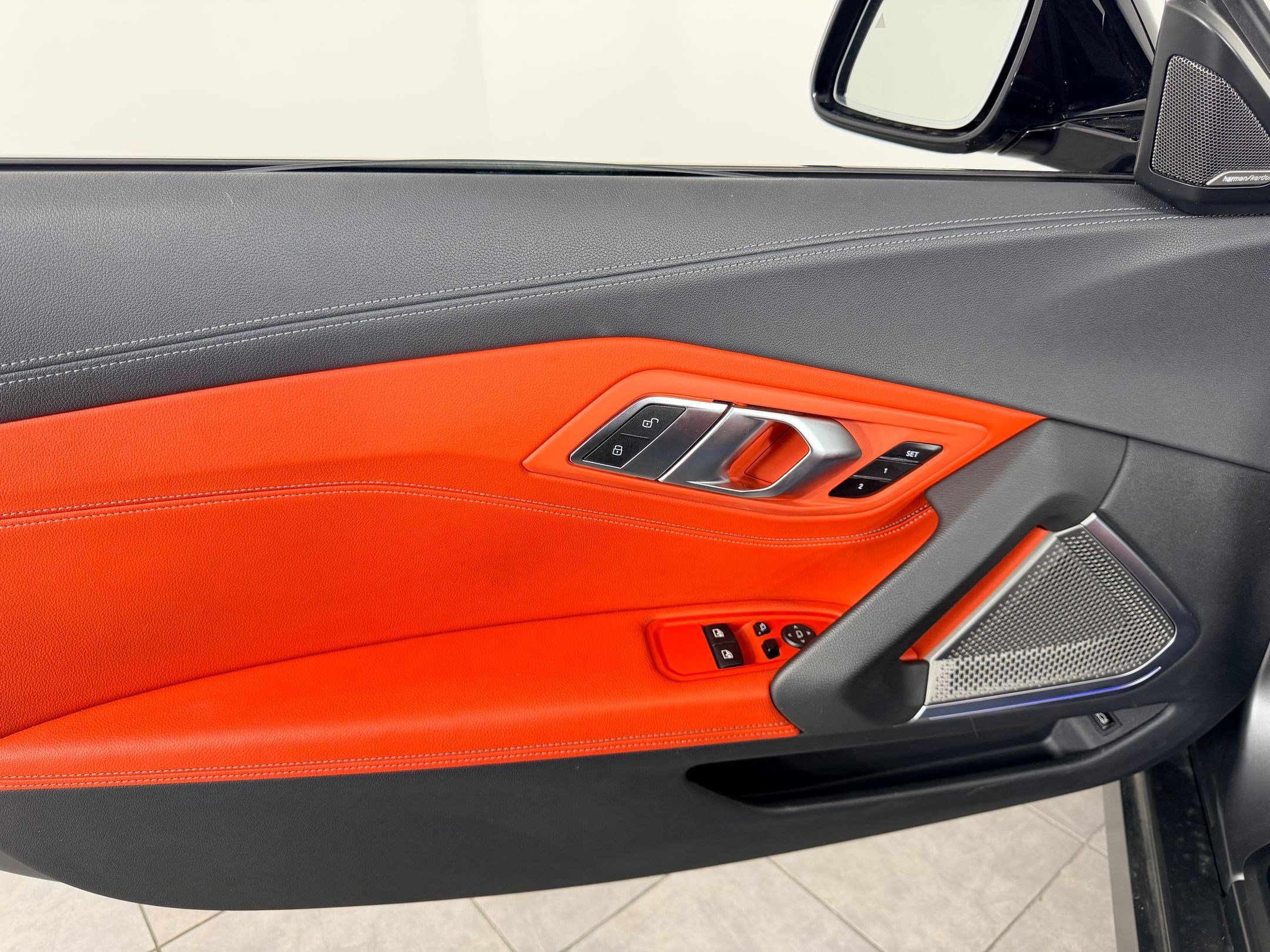 Certified 2022 BMW Z4 M40i w/ Premium Package image 12