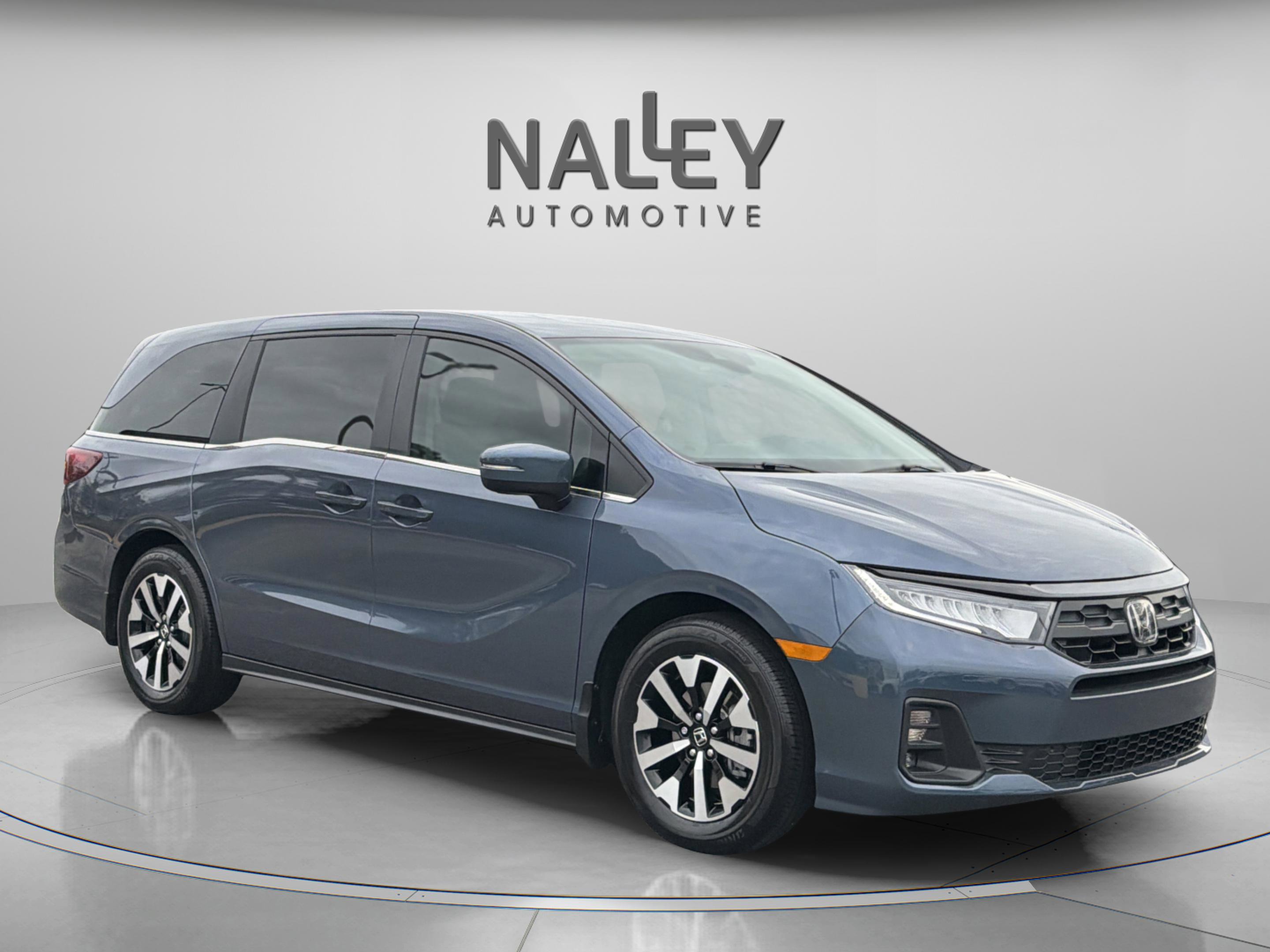 Certified 2026 Honda Odyssey EX-L image 8