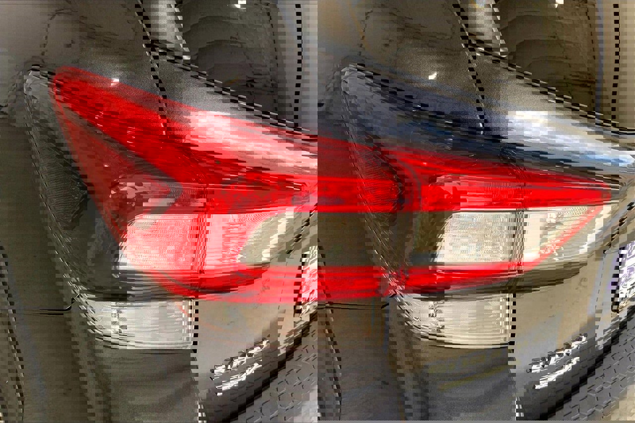 Used 2018 Subaru Crosstrek 2.0i Premium w/ Popular Package #2 image 29