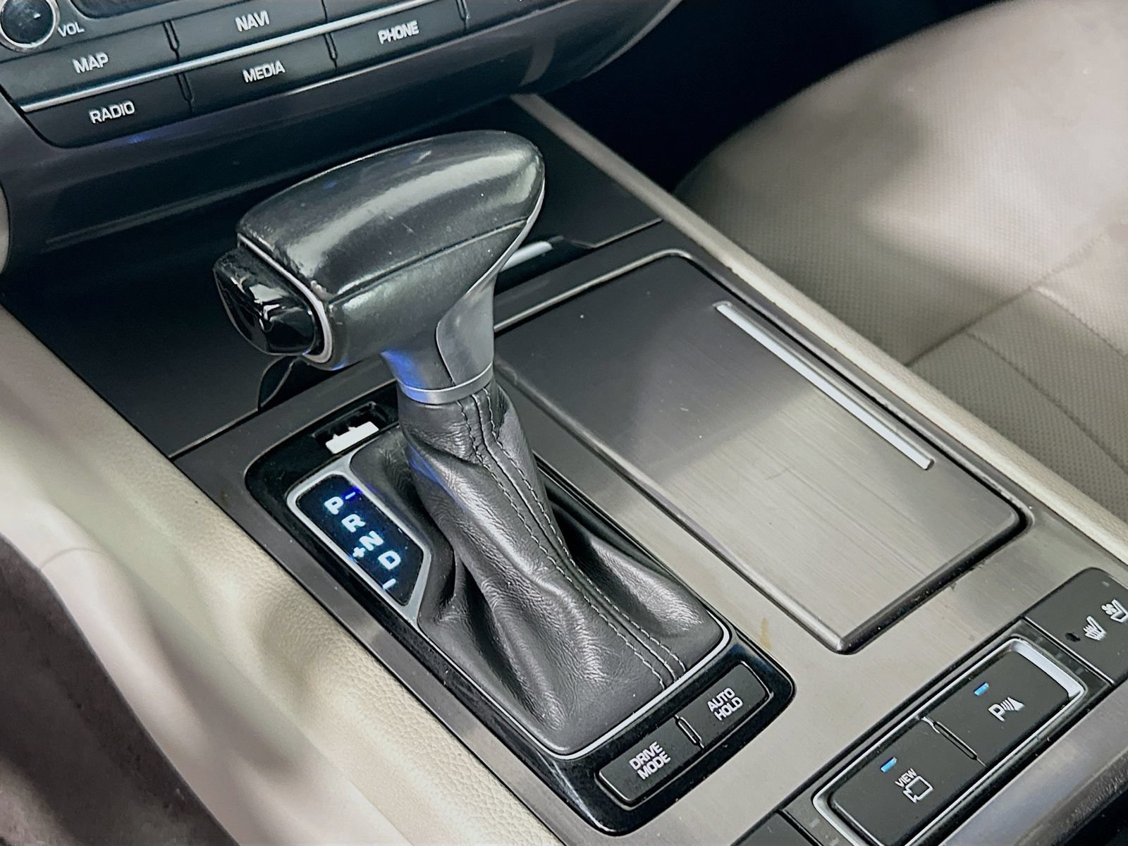 Used 2019 Genesis G80 3.8 w/ Sport Package 02 RWD image 17