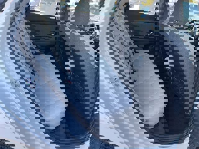 New 2026 Hyundai Elantra Limited image 31