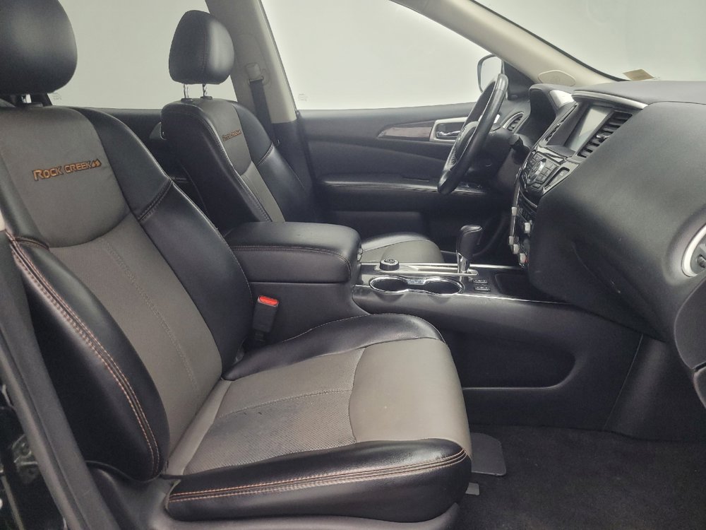 Used 2019 Nissan Pathfinder SL image 21