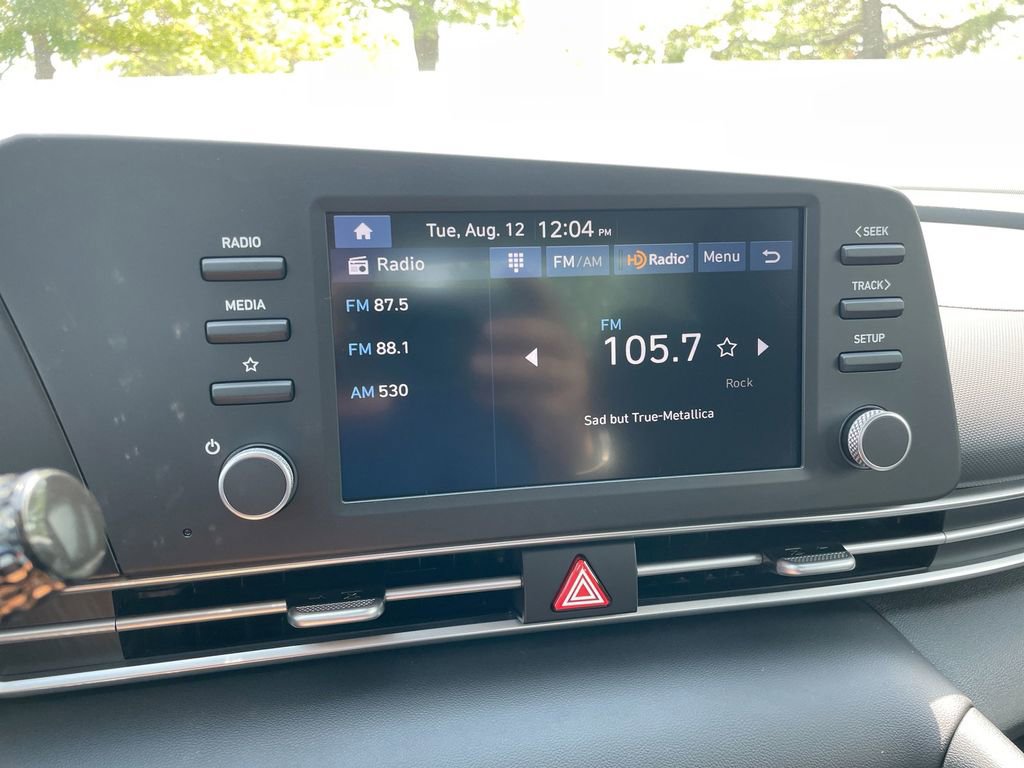 Used 2025 Hyundai Elantra SE image 42