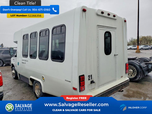 Used 2016 Ford E-350 and Econoline 350 Super Duty RWD image 3