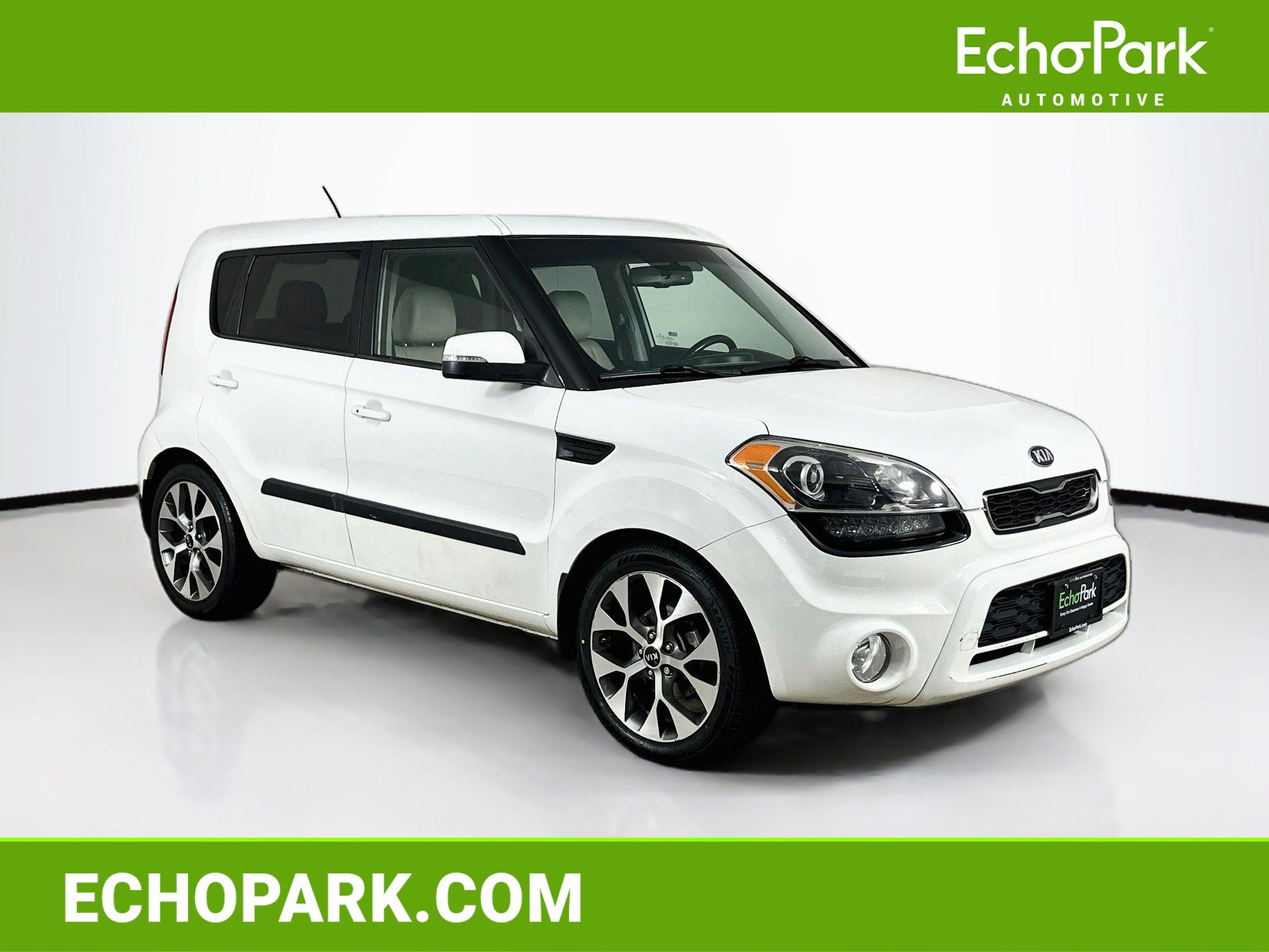 Used 2013 Kia Soul ! w/ Premium Pkg FWD image 1