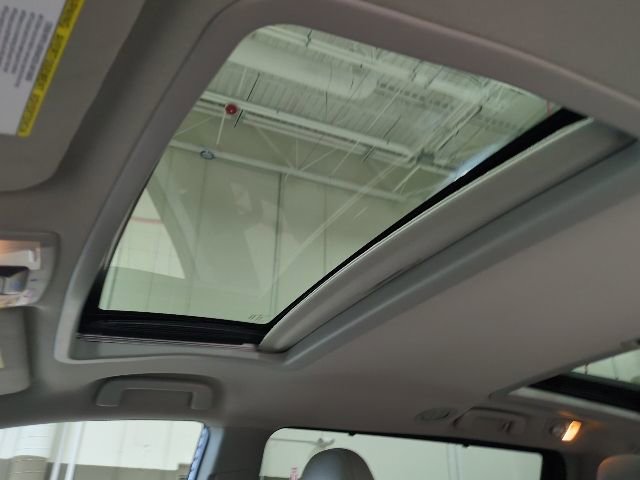 Used 2019 Toyota Sienna Limited AWD/4WD image 10