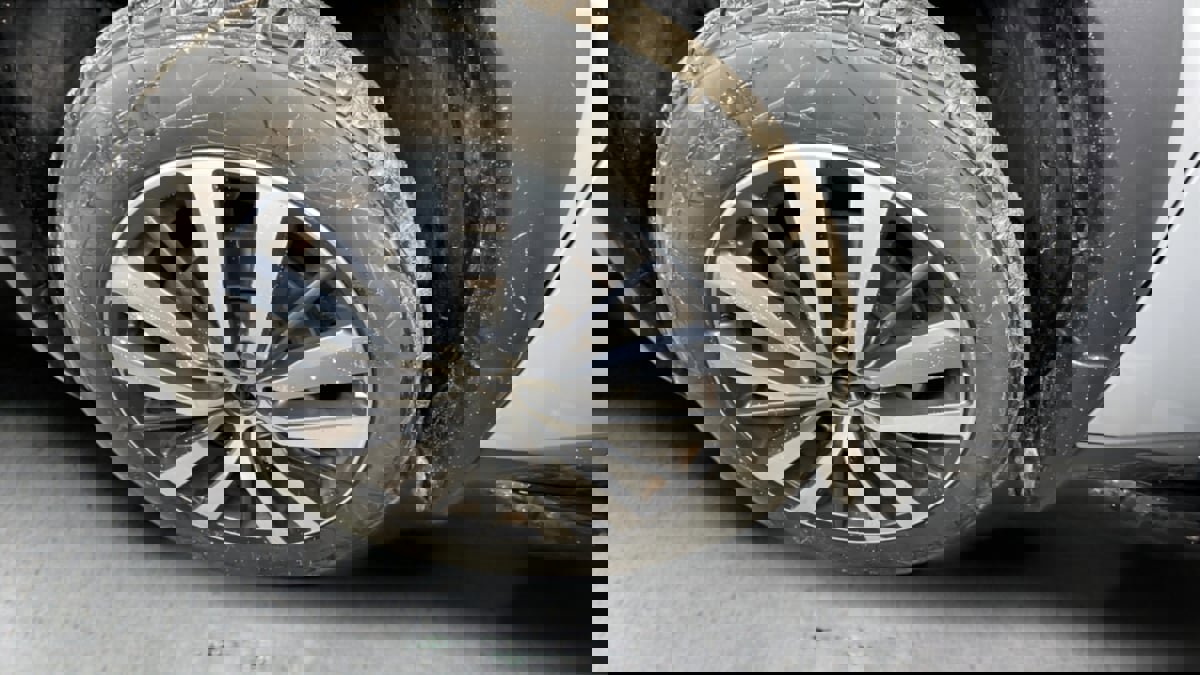 Used 2022 Nissan Pathfinder Platinum w/ Cargo Package image 19