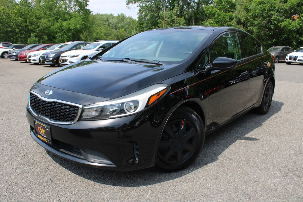 Used 2017 Kia Forte LX FWD image 1