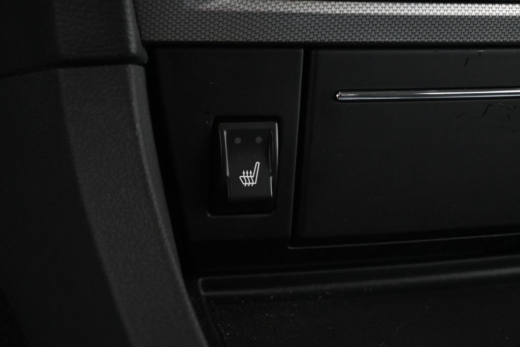 Used 2007 Chrysler 300 SRT8 RWD image 17
