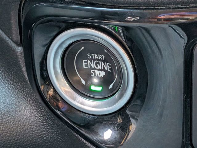 Used 2024 Chevrolet Silverado 1500 LTZ AWD/4WD image 33