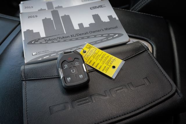 Used 2019 GMC Yukon Denali w/ Denali Ultimate Package AWD/4WD image 77