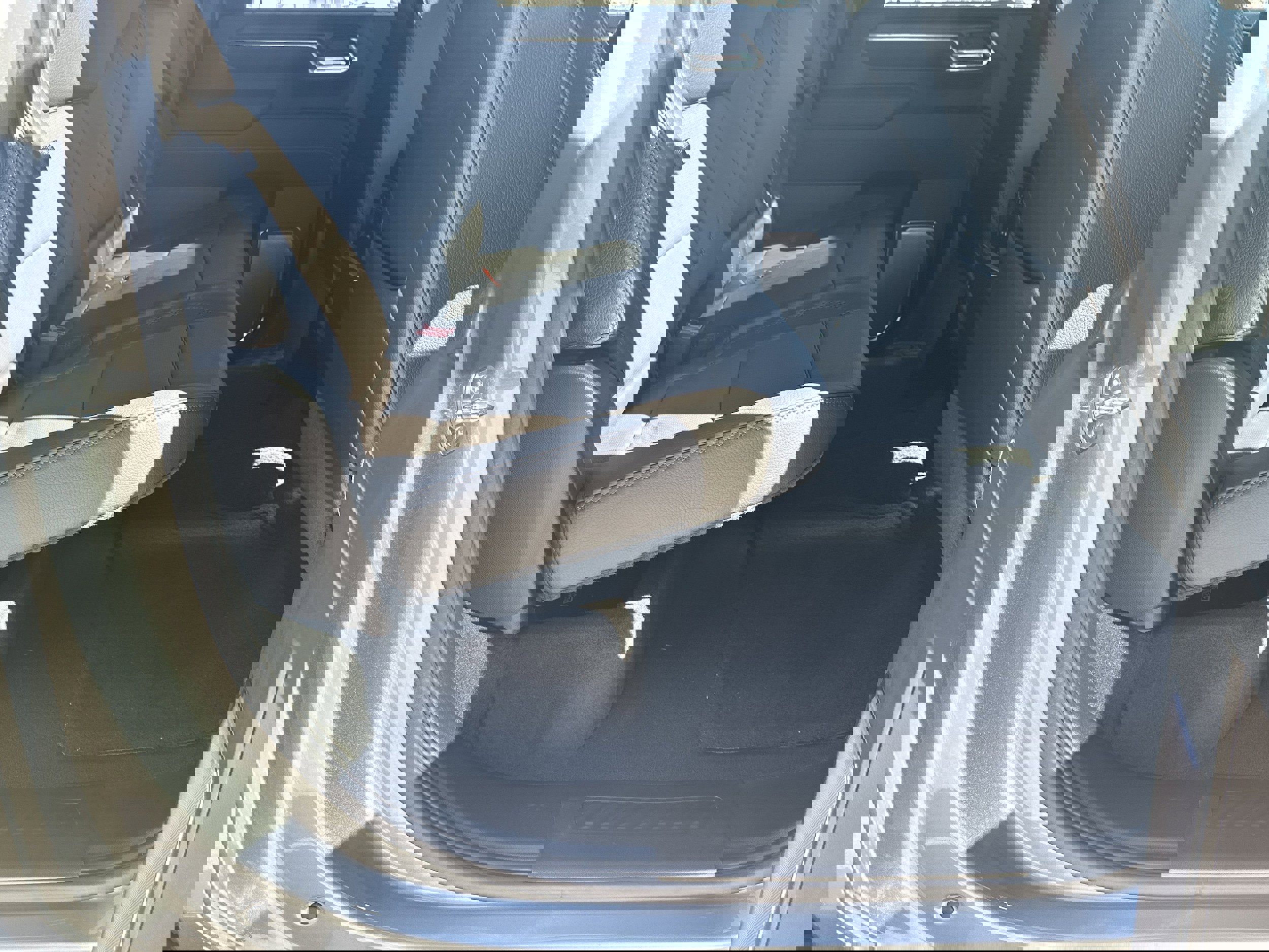 Used 2024 GMC Sierra 2500 Denali w/ Denali Reserve Package image 15