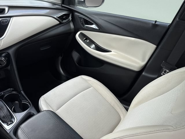 Used 2020 Buick Encore GX Preferred w/ Cold Weather Comfort Package FWD image 26