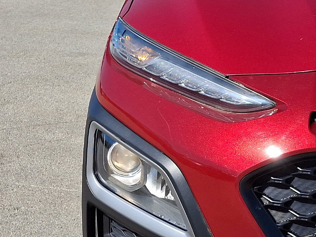 Used 2018 Hyundai Kona SEL AWD/4WD image 9