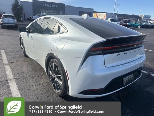 Used 2024 Toyota Prius XLE image 5