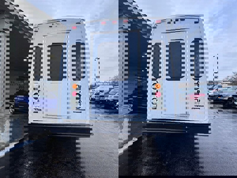 Used 2004 Chevrolet Express 3500 w/ RV Package.  Upfitter Option image 5