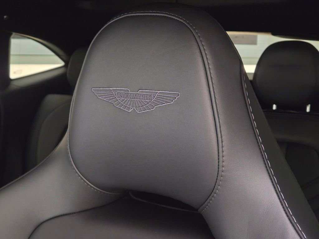 Used 2023 Aston Martin DBX 707 image 32