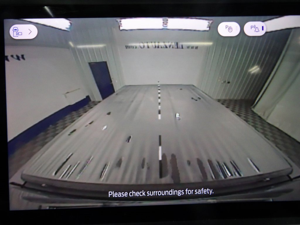 Used 2024 Ford F250 Lariat w/ Black Appearance Package image 15