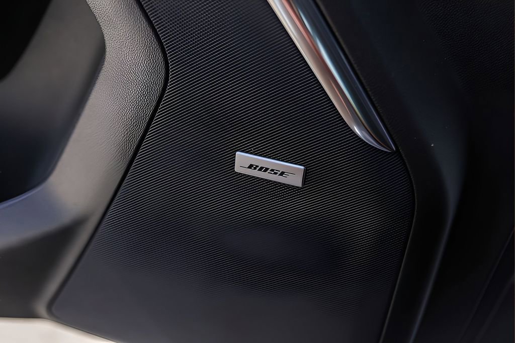 Used 2025 GMC Yukon XL Denali image 21