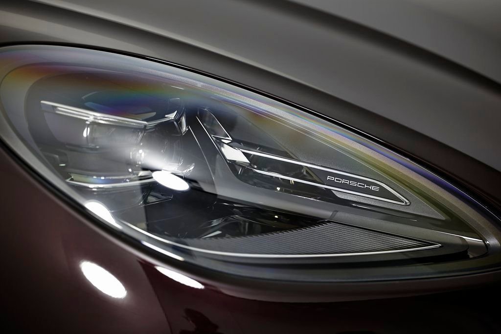 New 2026 Porsche Macan image 16