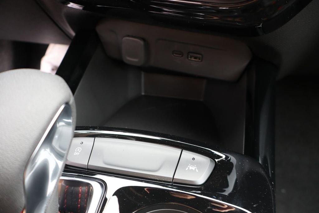 New 2026 Chevrolet Trax RS w/ Driver Confidence Package FWD image 21