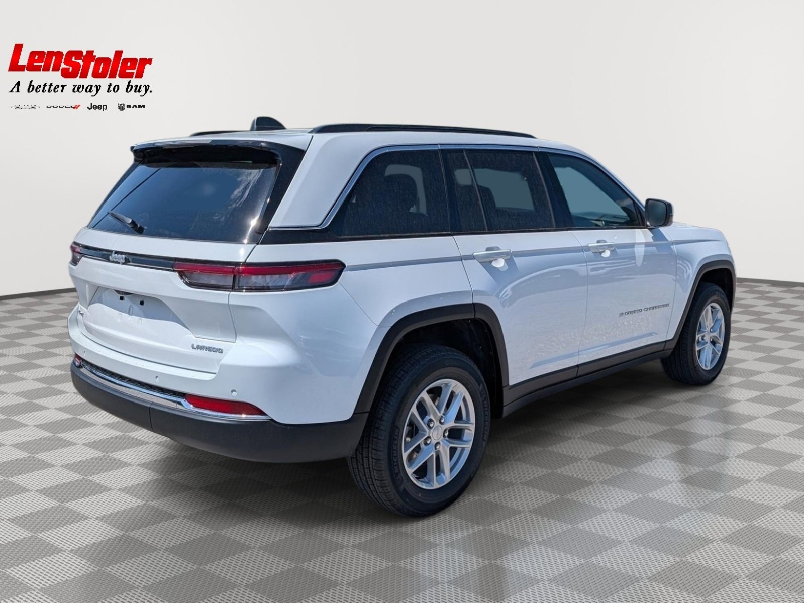 New 2026 Jeep Grand Cherokee Laredo AWD/4WD image 3