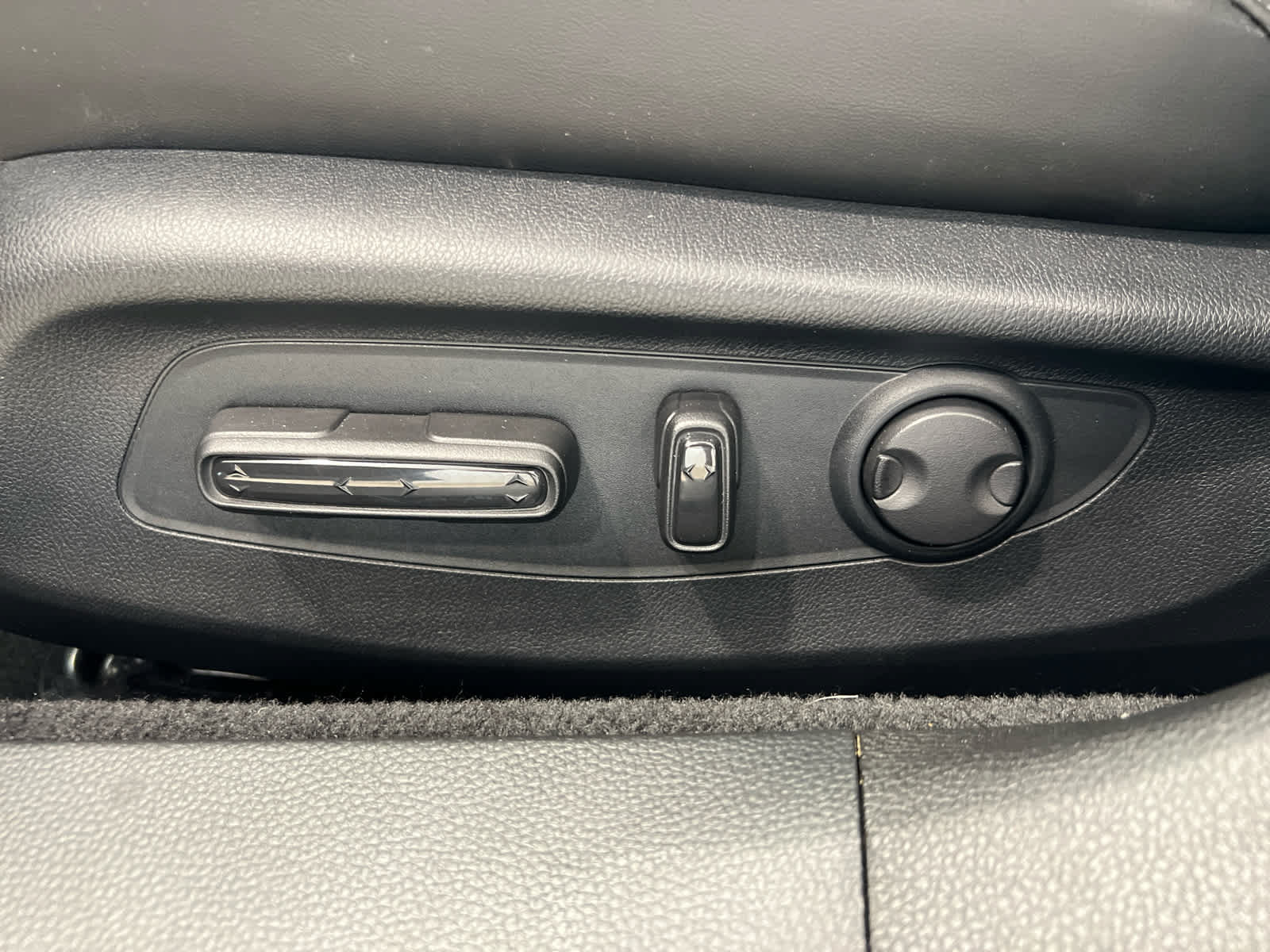 Certified 2025 Honda Accord Touring image 19