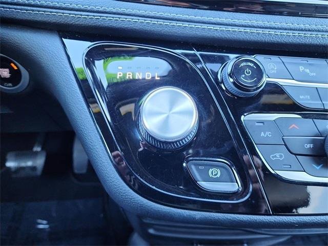 Used 2021 Chrysler Pacifica Touring-L w/ S Appearance Package image 26