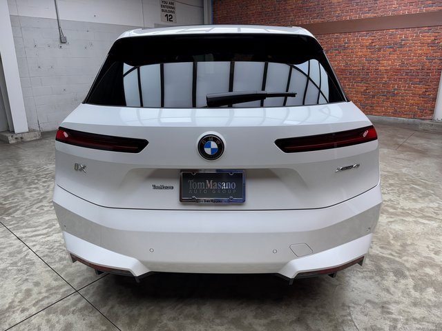 Used 2026 BMW iX xDrive45 image 4