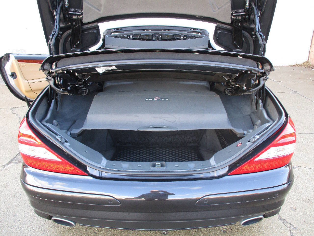 Used 2007 Mercedes-Benz SL 550 image 61