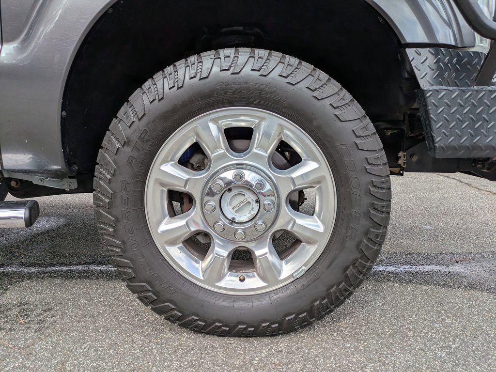 Used 2015 Ford F250 Lariat w/ Lariat Ultimate Package image 11