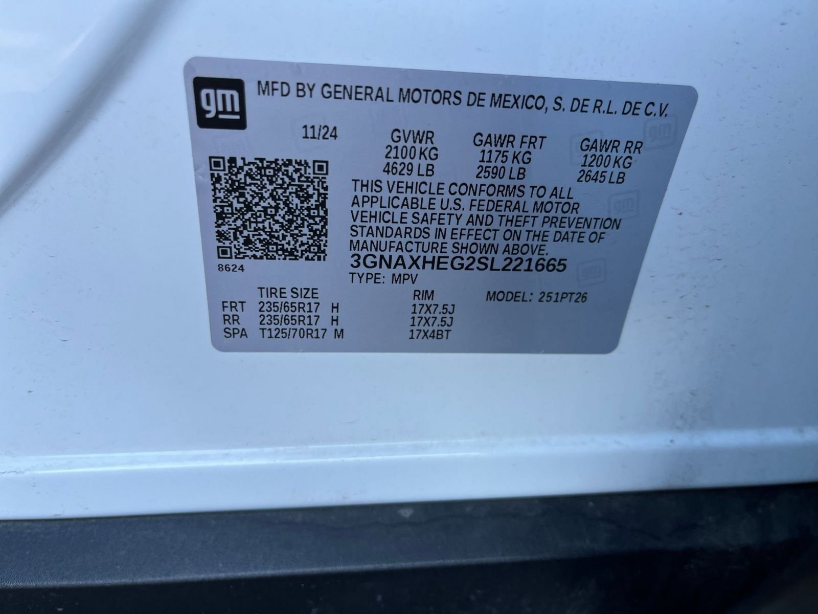 Used 2025 Chevrolet Equinox LT FWD image 29