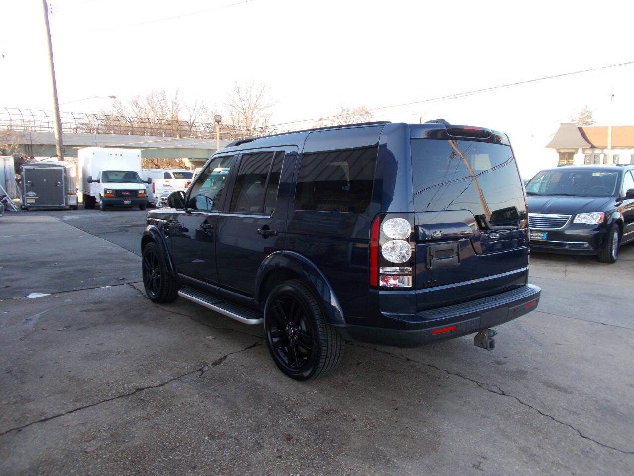 Used 2015 Land Rover LR4 HSE image 5