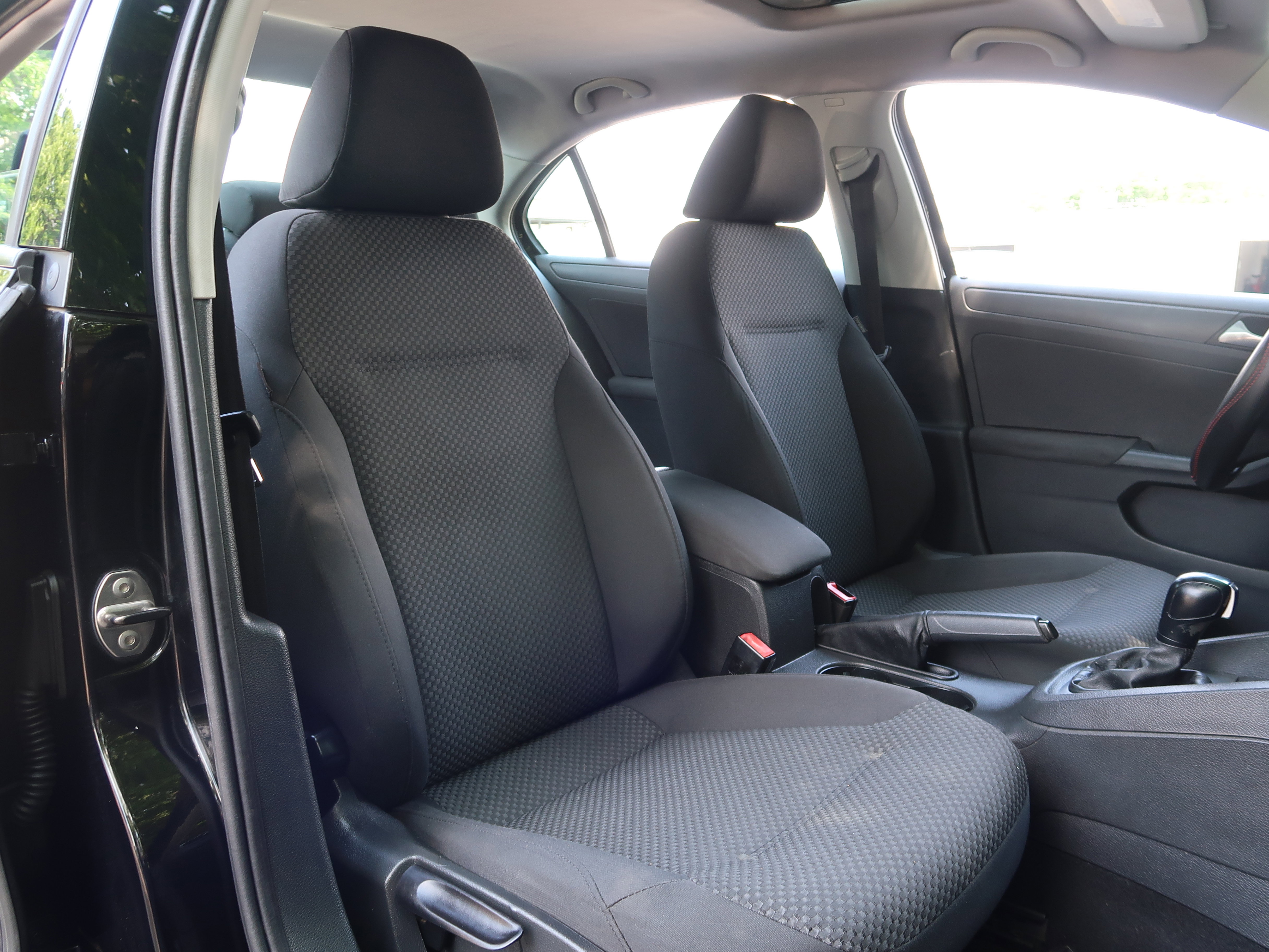 Used 2012 Volkswagen Jetta S FWD image 13