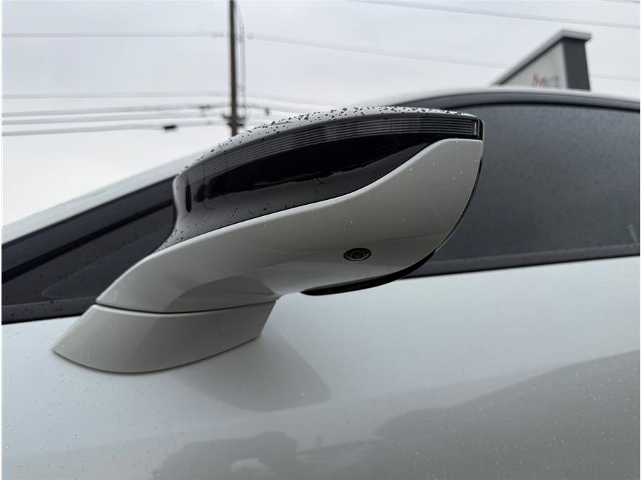 Used 2016 BMW i8 image 48