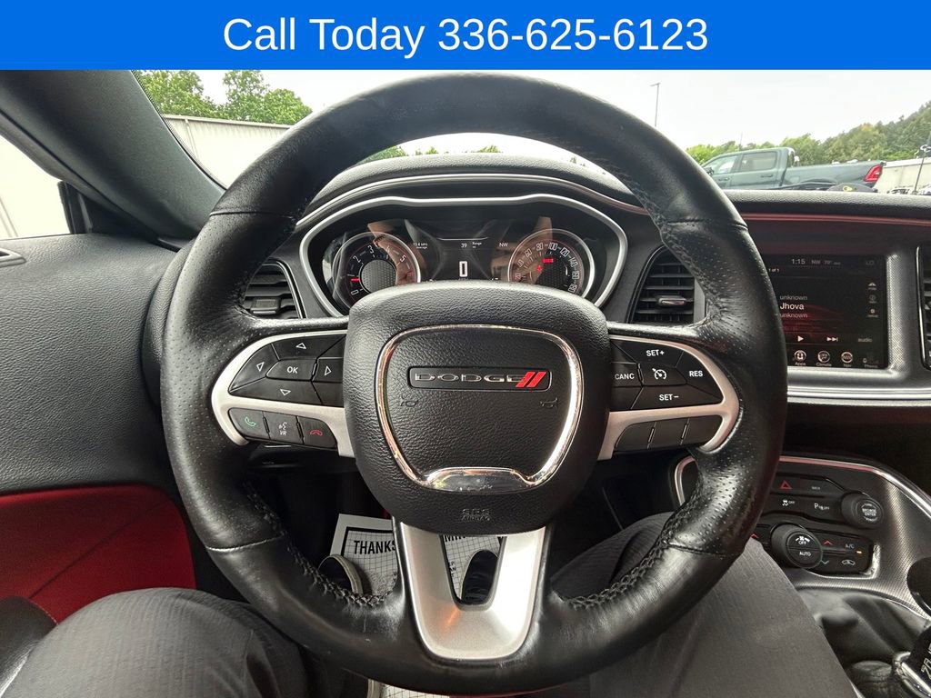 Used 2016 Dodge Challenger R/T Scat Pack w/ Leather Interior Group RWD image 21
