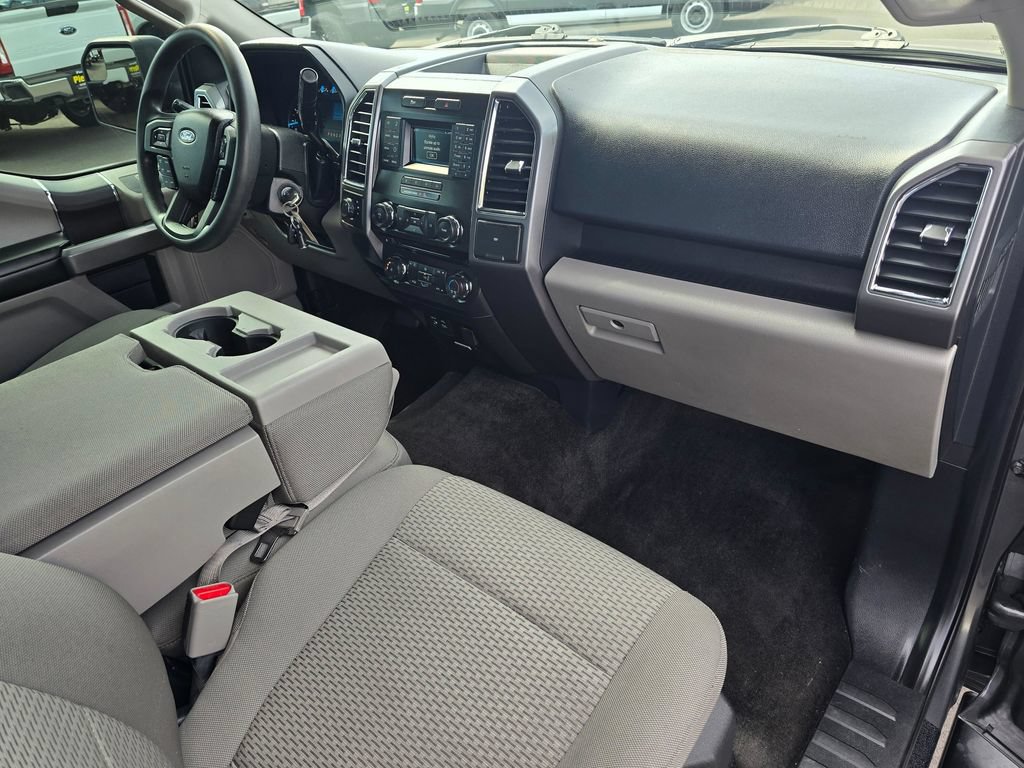 Used 2015 Ford F150 XLT AWD/4WD image 16