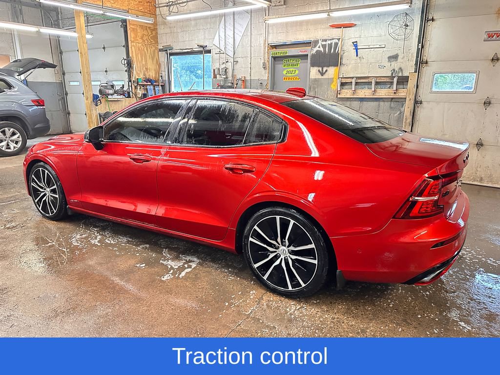 Used 2019 Volvo S60 T6 R-Design AWD/4WD image 5