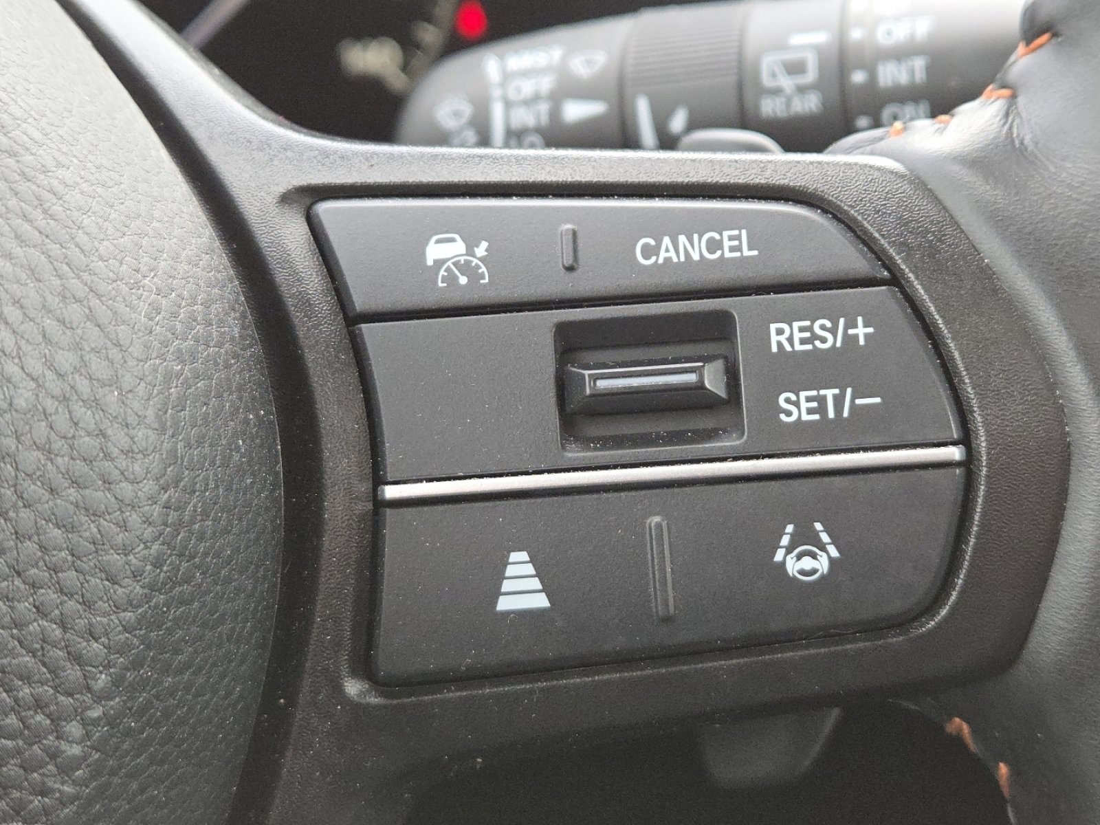 Used 2025 Honda CR-V Sport image 8