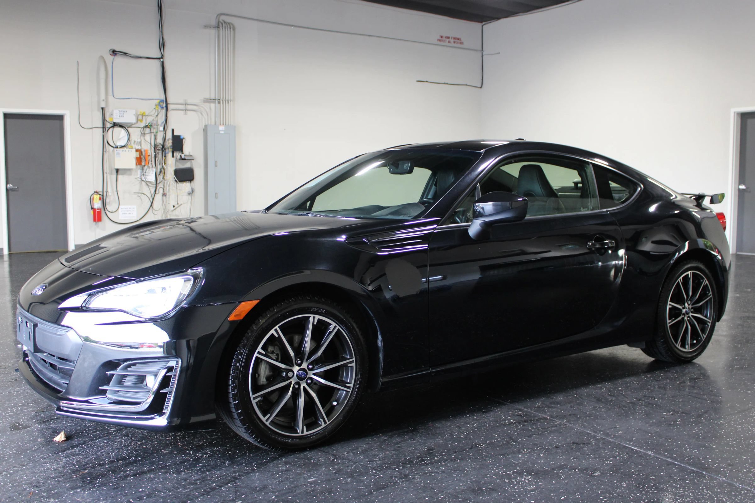 Used 2018 Subaru BRZ Limited RWD image 6