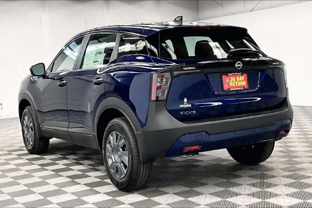 New 2027 Nissan Kicks S FWD image 4