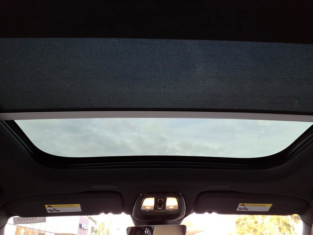 New 2026 Volvo XC60 B5 Plus w/ Protection Package Premier image 14